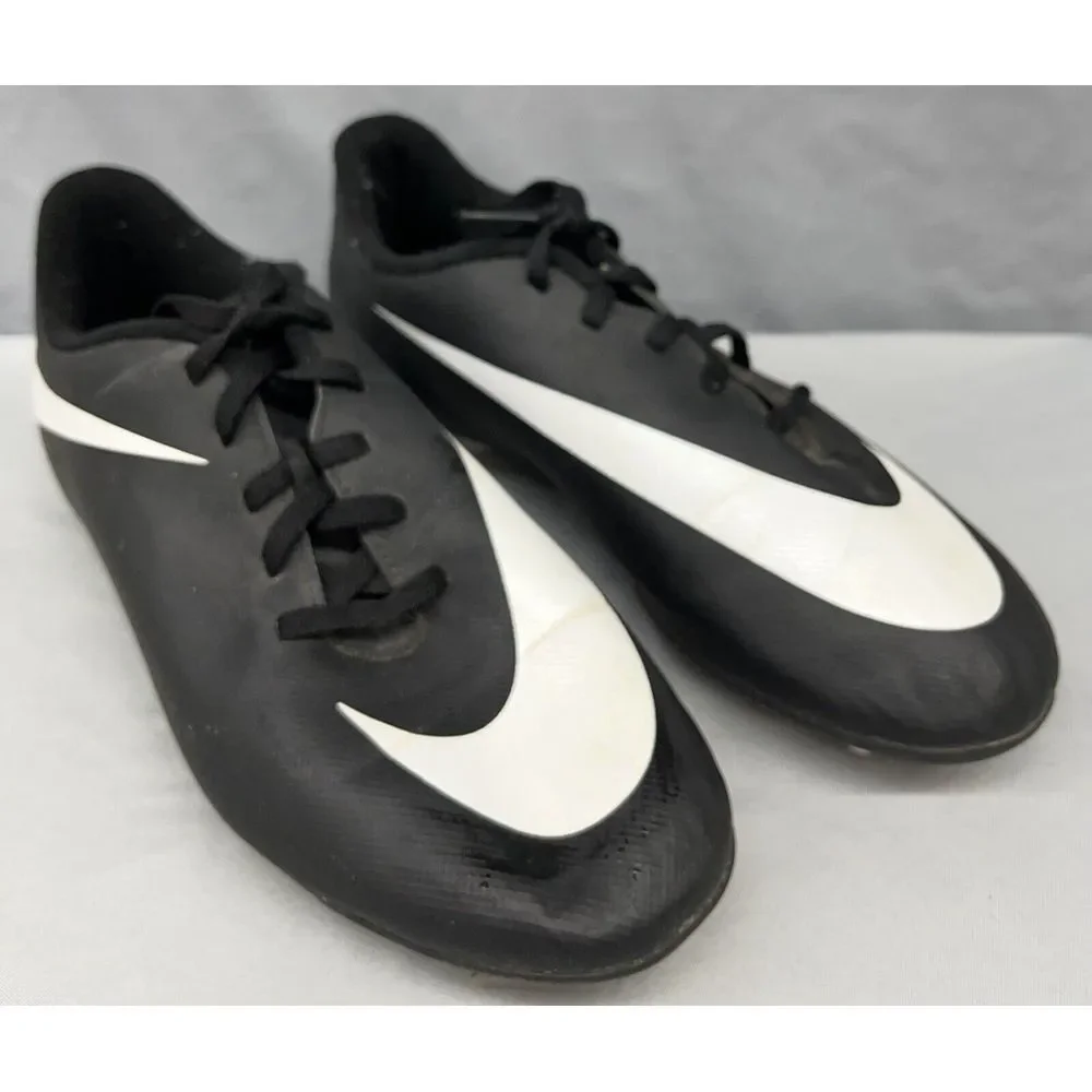 Nike Shoes Youth 4.5 Soccer Cleats Black Bravata Low Swoosh Sneakers‎ Athletic